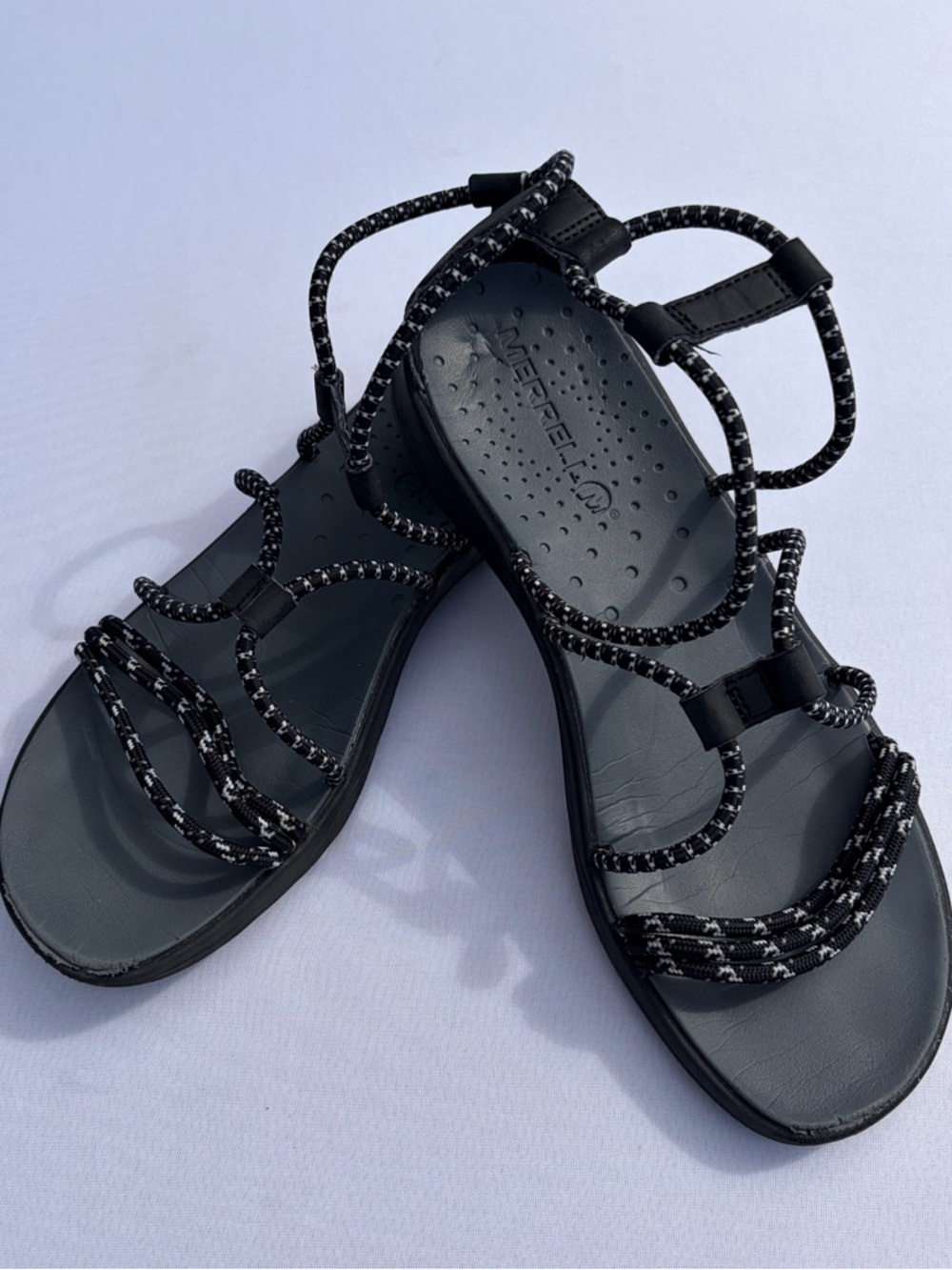 Merrell Women’s Black Corded Sandals In Size 10.5 11 Excellent Condition